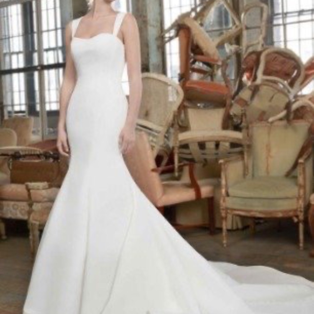 Sareh Nouri https://www.sare Wedding Dress Wedding Dress Size 10, Regular Size 4